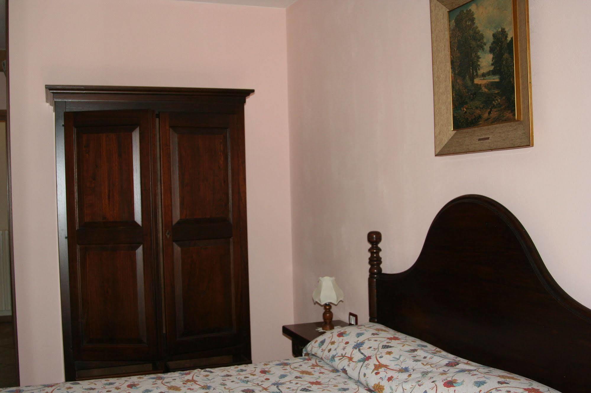 Agriturismo Altana Del Motto Rosso Gattico エクステリア 写真